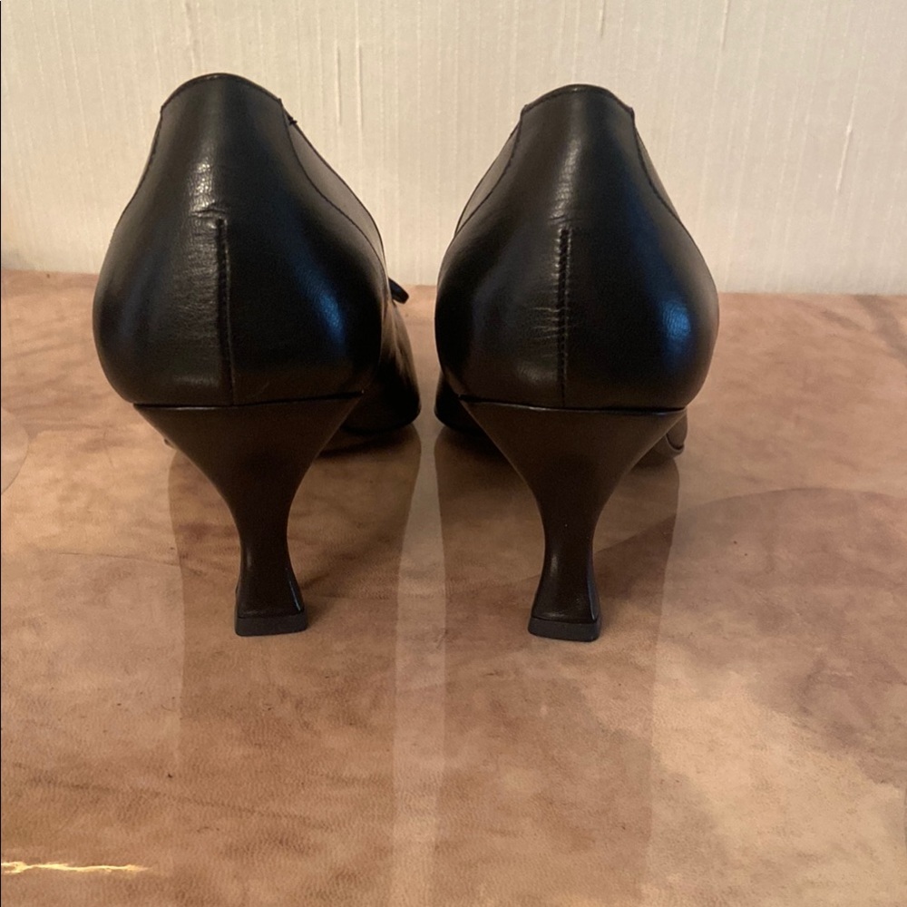 Via Spiga Black Heels Medium Height Classic - Picture 5 of 8